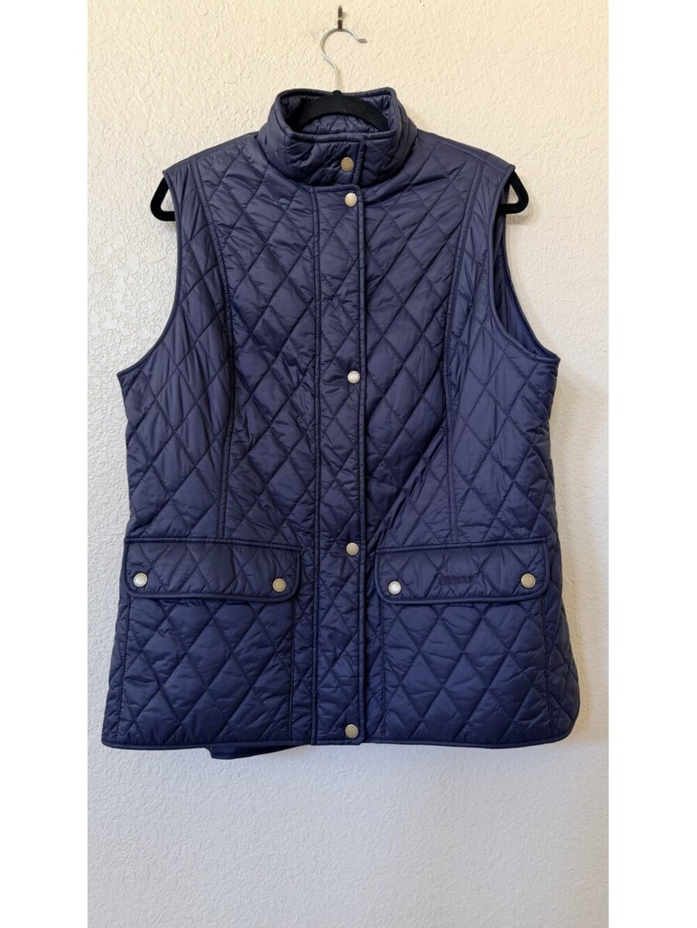 New Barbour Otterburn Vest In Navy Size 16 $165